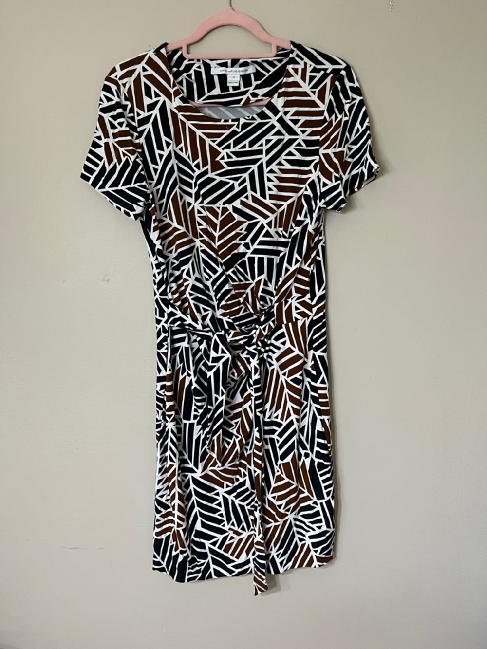 Diane Von Furstenberg Black, White & Brown Geometric Tie-Waist Midi Dress